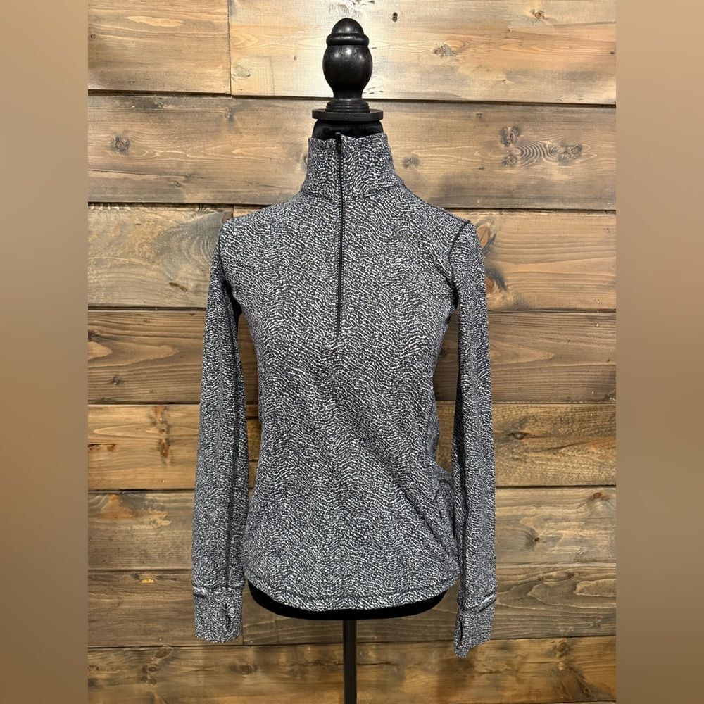 🖤Lululemon 1/4 Zip Long Sleeve Top – Size 4 – Black/White Heathered🖤